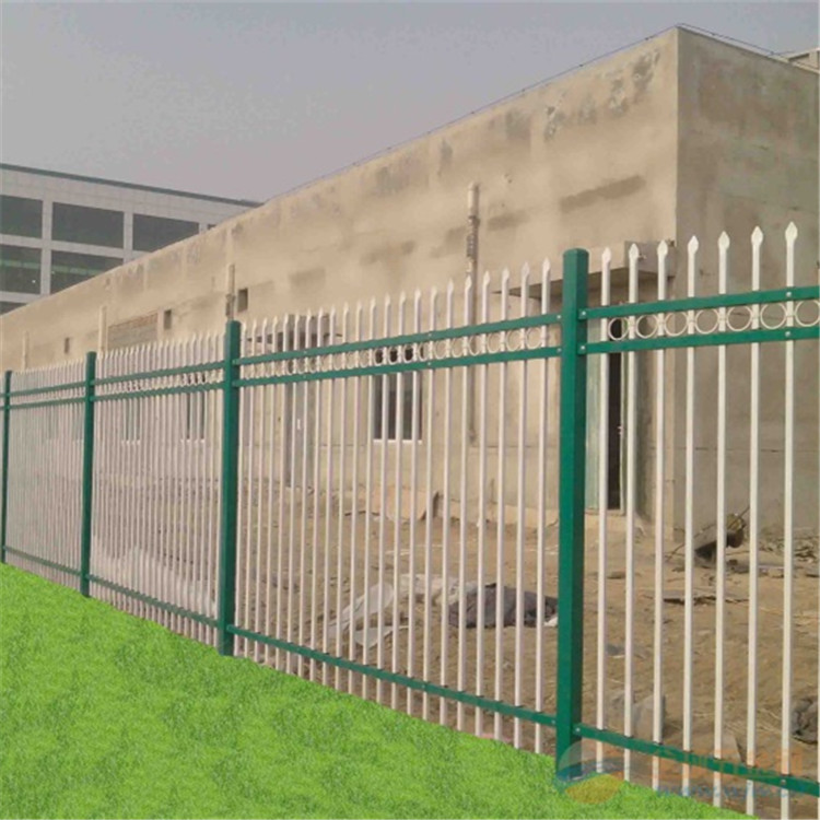 鋅鋼護(hù)欄案例展示圖片1 鋅鋼護(hù)欄案例展示圖片1