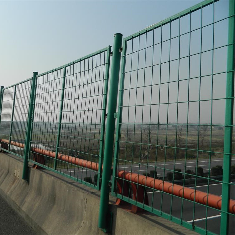 防拋網(wǎng)案例展示圖片3 防拋網(wǎng)案例展示圖片3